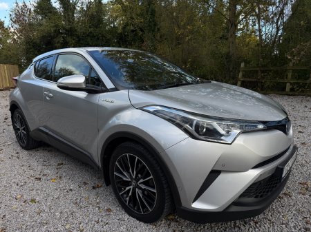 2017 Toyota C-HR 1.8 HYBRID SOL
