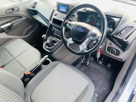 2022 Ford Transit Connect - photo 9