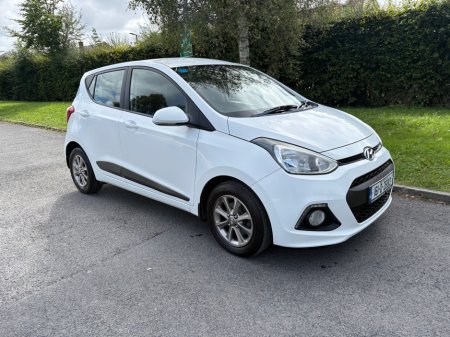2016 Hyundai i10 DELUXE AUTO 4DR