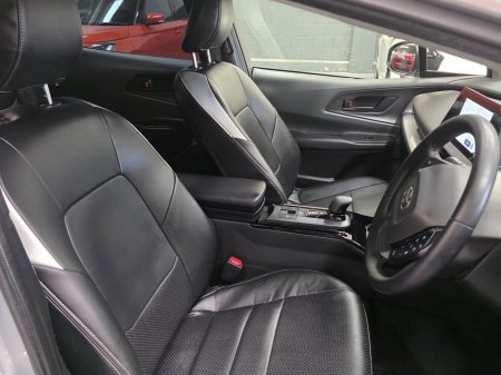 2023 Toyota Prius - photo 12