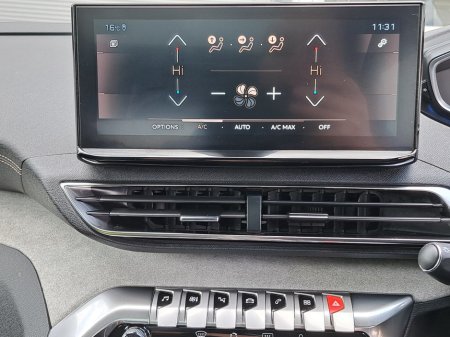 2023 Peugeot 3008 - photo 25