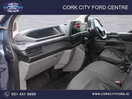 2025 Ford Transit Custom - photo 9