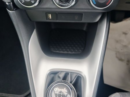 2024 Toyota Yaris - photo 16