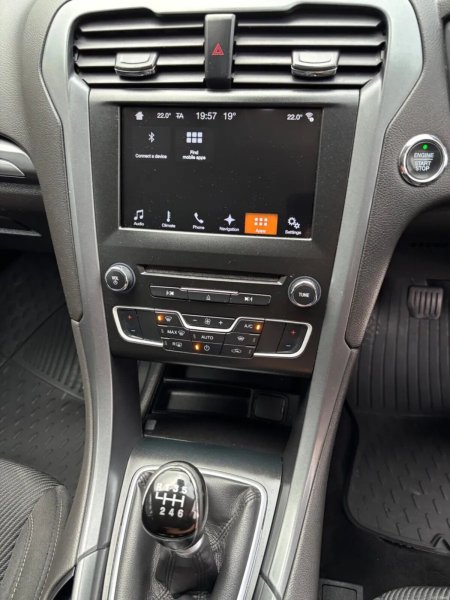 2017 Ford Mondeo - photo 20