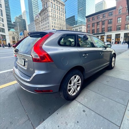 2017 Volvo XC60 - photo 11