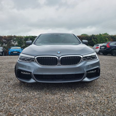 2019 BMW 5-Series - photo 2