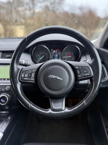 2019 Jaguar E-Pace - photo 28