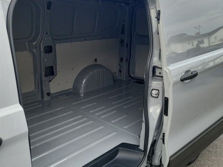 2027 Volkswagen Transporter - photo 12