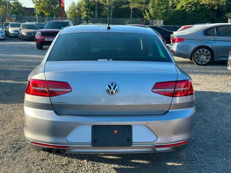 2018 Volkswagen Passat - photo 5