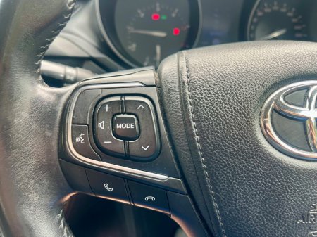 2016 Toyota Avensis - photo 14