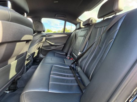 2018 BMW 5-Series - photo 23
