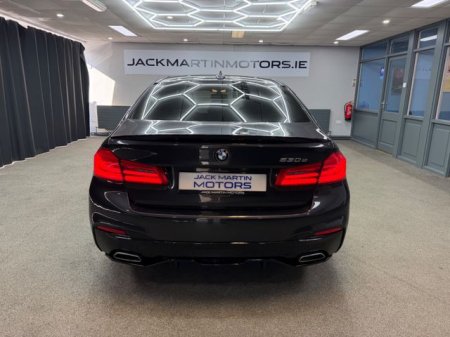 2018 BMW 5-Series - photo 10