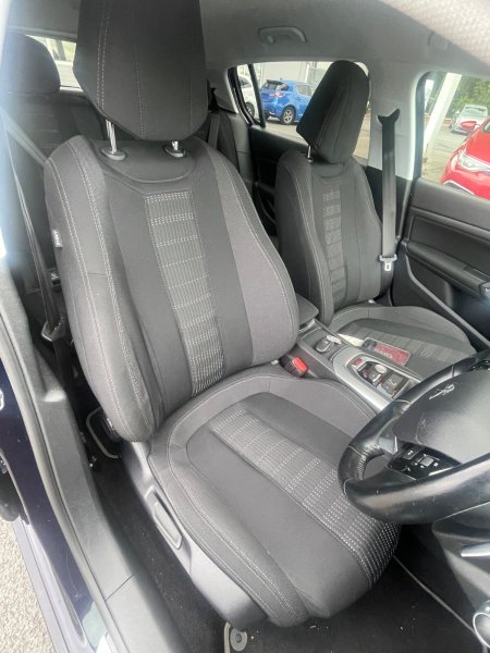 2017 Peugeot 308 - photo 11