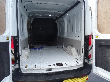 2020 Ford Transit - photo 9