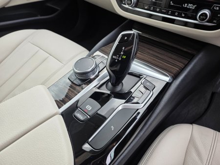 2019 BMW 5-Series - photo 13