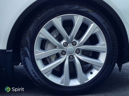 2022 Land Rover Discovery - photo 9