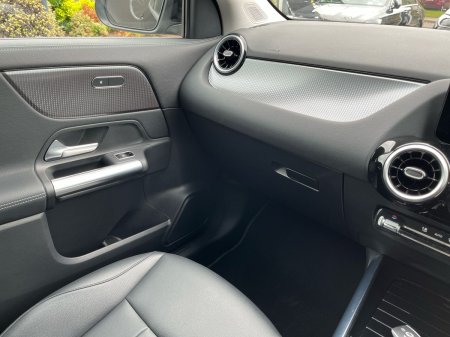 2022 Mercedes-Benz GLA - photo 21