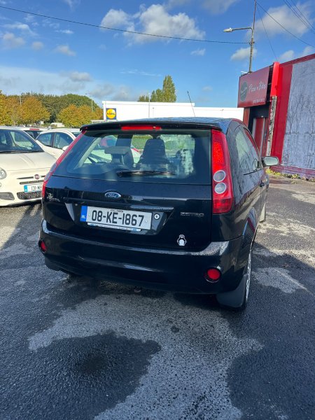 2008 Ford Fiesta - photo 9