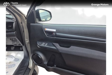 2023 Toyota Hilux - photo 10