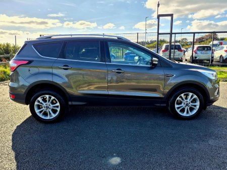 2017 Ford Kuga - photo 2