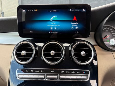 2021 Mercedes-Benz GLC - photo 9