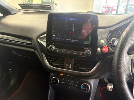 2023 Ford Fiesta - photo 8