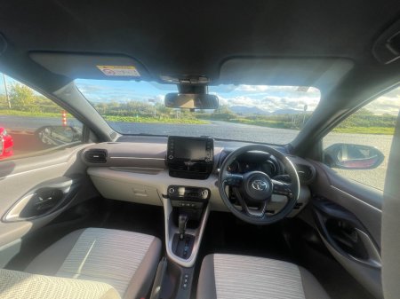 2021 Toyota Yaris - photo 10