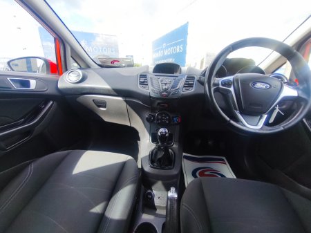 2017 Ford Fiesta - photo 14