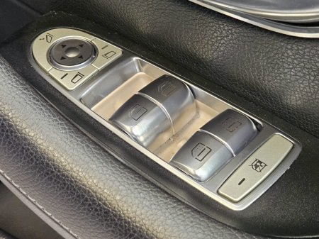 2017 Mercedes-Benz E-Class - photo 9