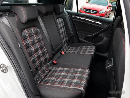 2014 Volkswagen Golf - photo 25