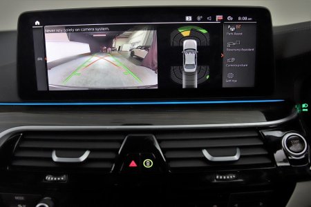 2023 BMW 5-Series - photo 20