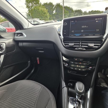 2018 Peugeot 208 - photo 20