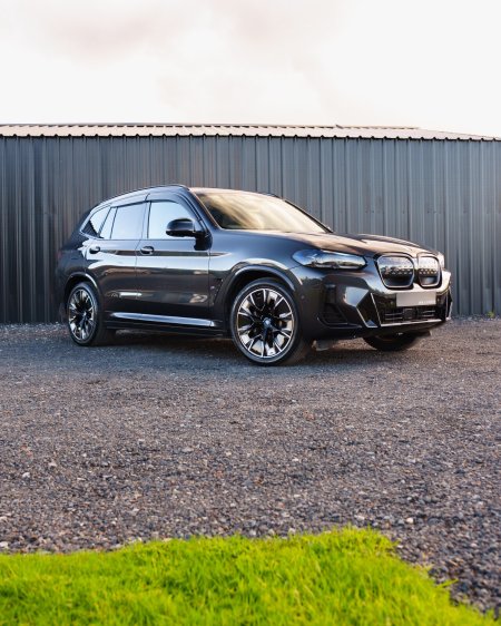 2022 BMW iX3 - photo 2