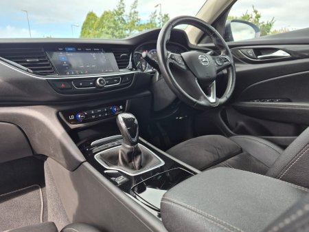 2022 Opel Insignia - photo 6