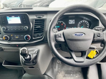 2022 Ford Transit - photo 5