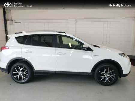 2017 Toyota RAV4 - photo 3