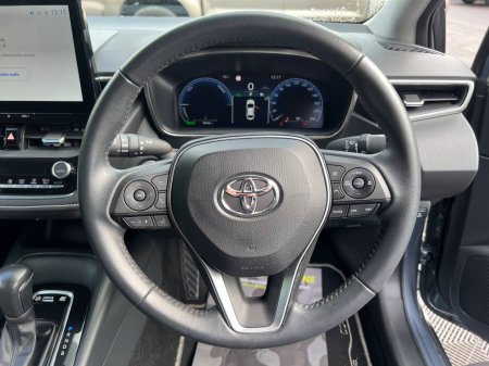 2023 Toyota Corolla - photo 4