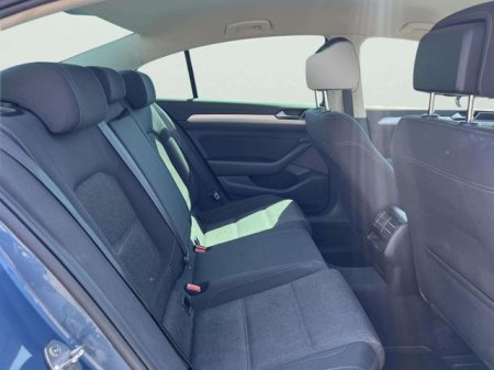 2017 Volkswagen Passat - photo 29