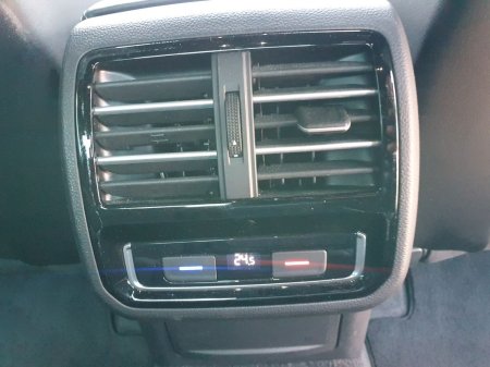2015 Volkswagen Passat - photo 30