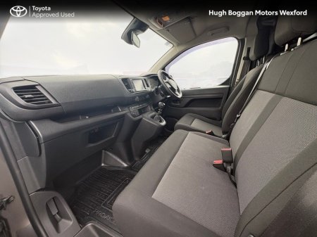 2024 Toyota Proace - photo 14