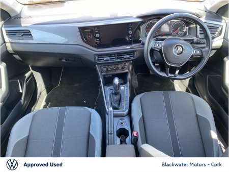 2018 Volkswagen Polo - photo 2