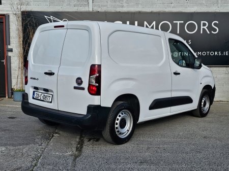 2023 Fiat Doblo - photo 2
