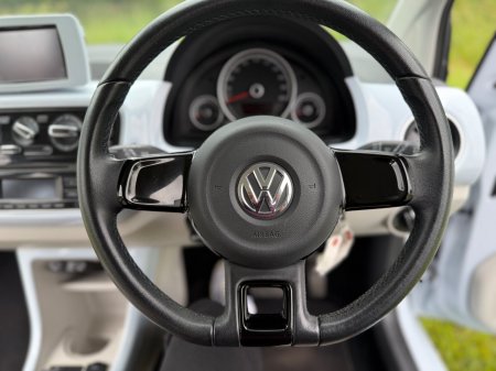 2013 Volkswagen up! - photo 27