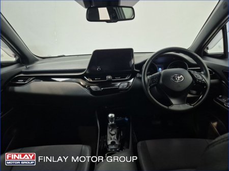 2022 Toyota C-HR - photo 2