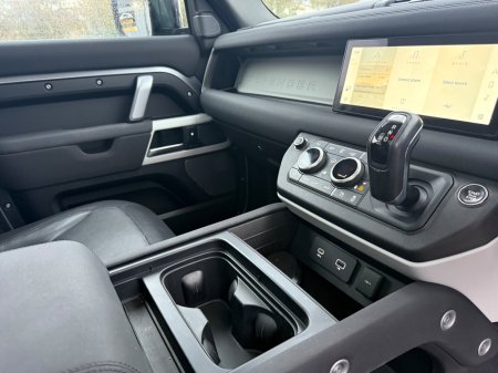 2023 Land Rover Defender - photo 18