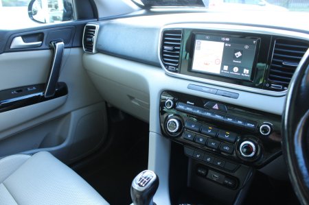 2020 Kia Sportage - photo 11