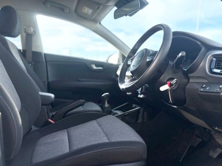 2024 Kia Stonic - photo 10