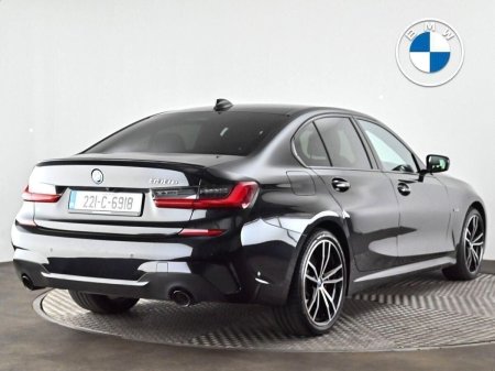 2022 BMW 3-Series - photo 21