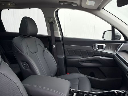 2026 Kia Sorento - photo 29