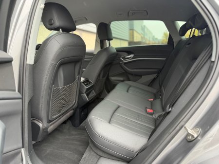 2020 Audi e-tron - photo 16